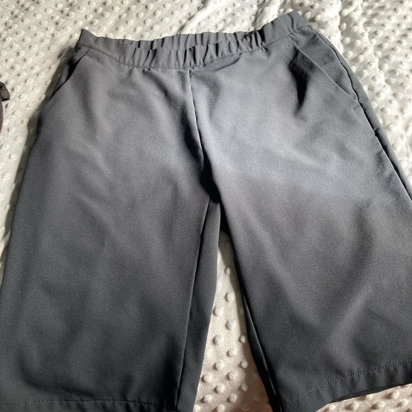 Lolë bermuda - Picture 2 of 6